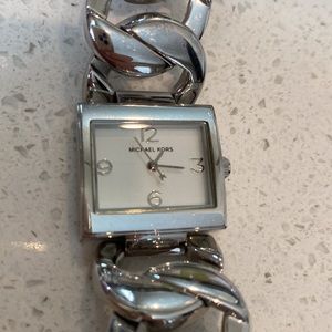 Michael Kors Stainless Steal Bracelet Watch